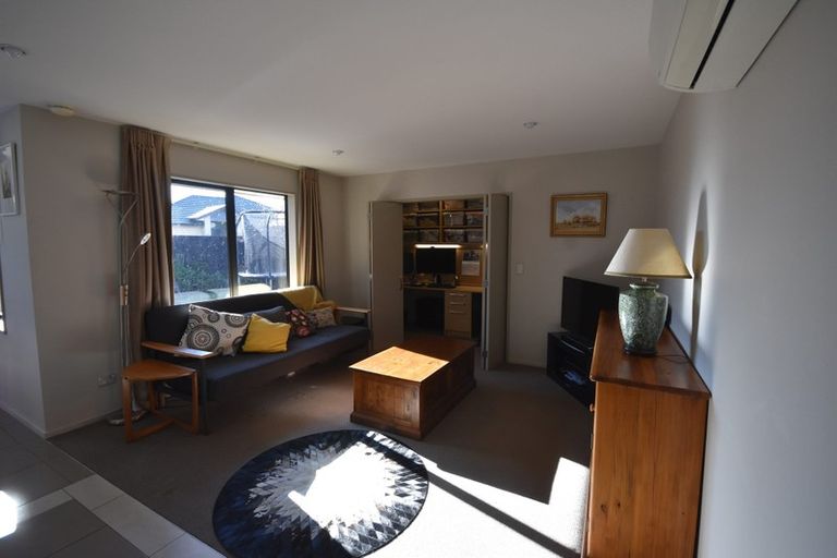 Photo of property in 8 Mariposa Crescent, Aidanfield, Christchurch, 8025