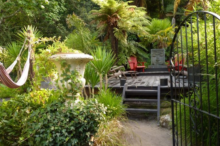 Photo of property in 16 Tombleson Road, Lake Rotoma, Rotorua, 3074