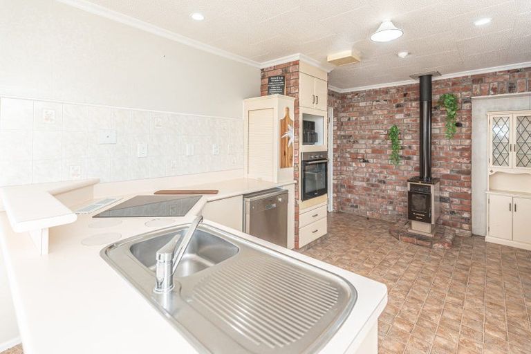 Photo of property in 174 Patea Road, Patea, 4597