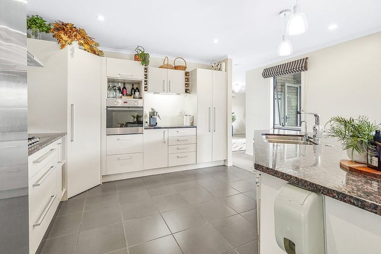 Photo of property in 15 Satchmo Place, Rototuna North, Hamilton, 3210