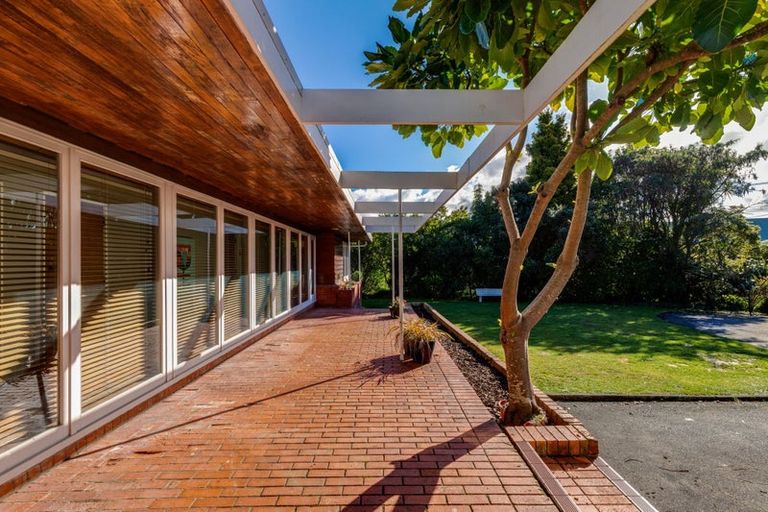Photo of property in 36 Norton Park Avenue, Fairfield, Lower Hutt, 5011