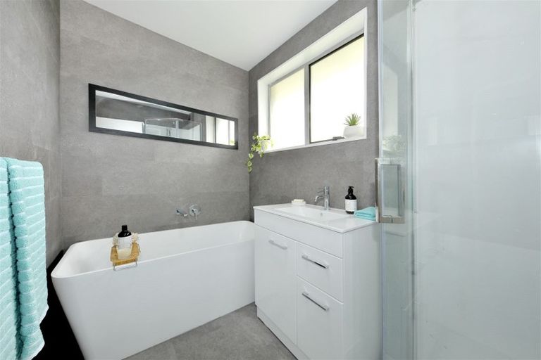 Photo of property in 3/22a Neill Street, Hornby, Christchurch, 8042