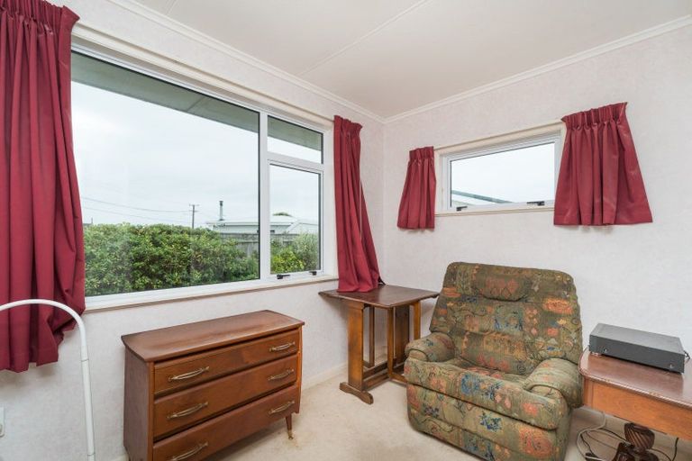 Photo of property in 73 Seabury Avenue, Foxton Beach, Foxton, 4815