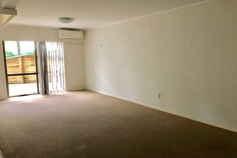 Photo of property in 44 Glendhu Road, Bayview, Auckland, 0629