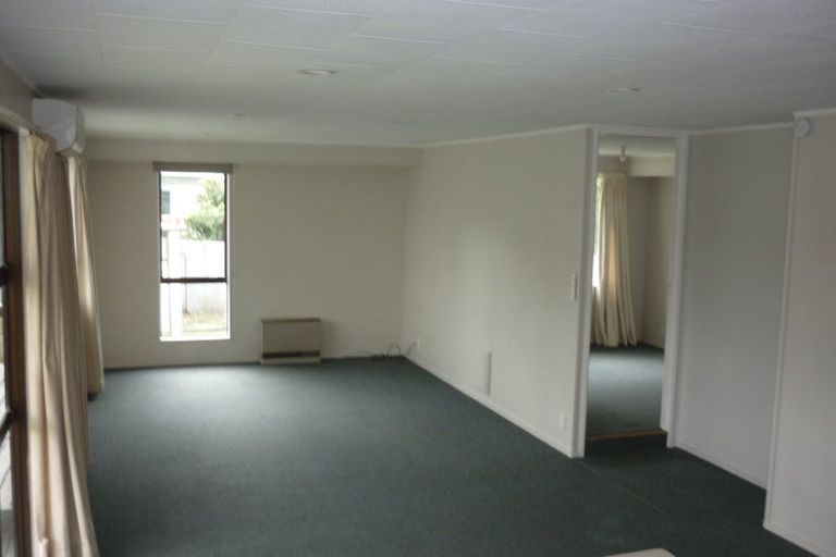 Photo of property in 1/685 Pioneer Highway, Highbury, Palmerston North, 4412