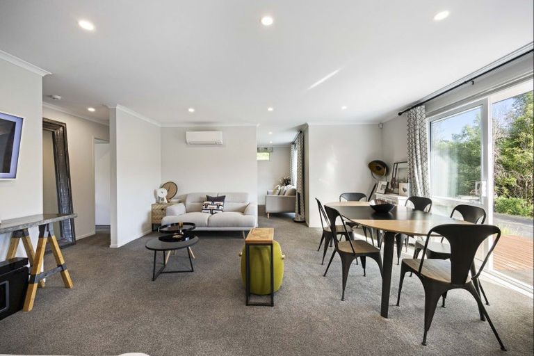 Photo of property in 147c Portsmouth Road, Bombay, 2675