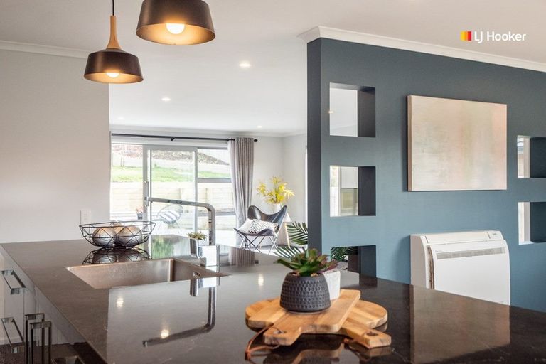 Photo of property in 30 Grandvista Drive, Green Island, Dunedin, 9018