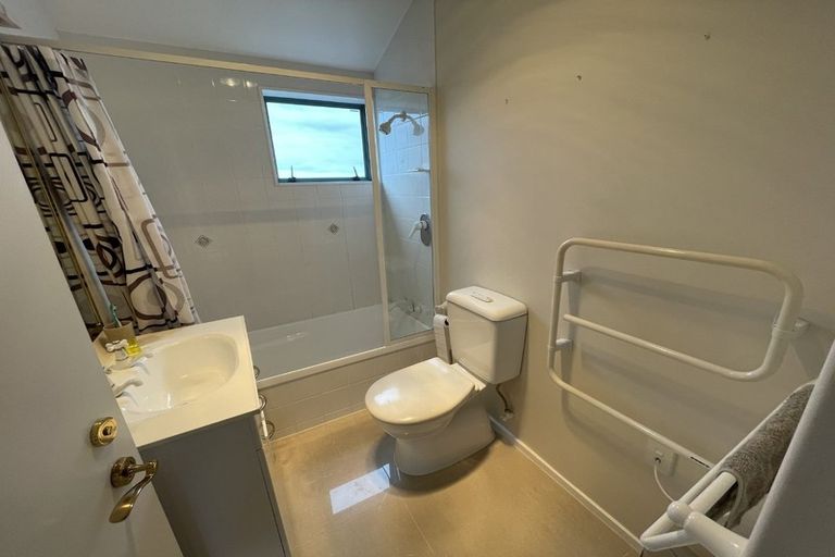 Photo of property in Mt Carmel Mews, 1/9 Arawa Road, Hataitai, Wellington, 6021