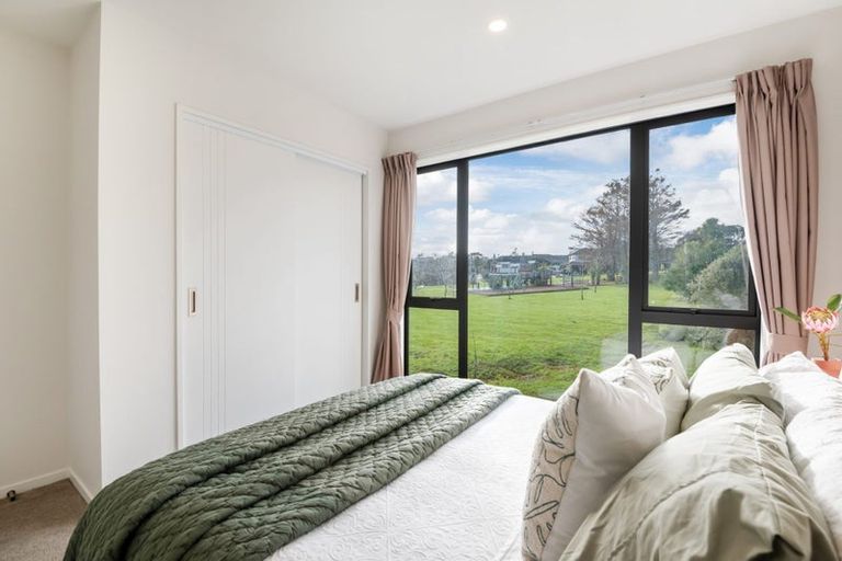 Photo of property in 21e Montgomery Avenue, Belmont, Auckland, 0622