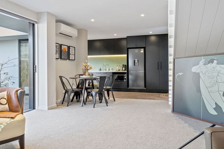 Photo of property in 2/10 Hurley Street, Christchurch Central, Christchurch, 8011