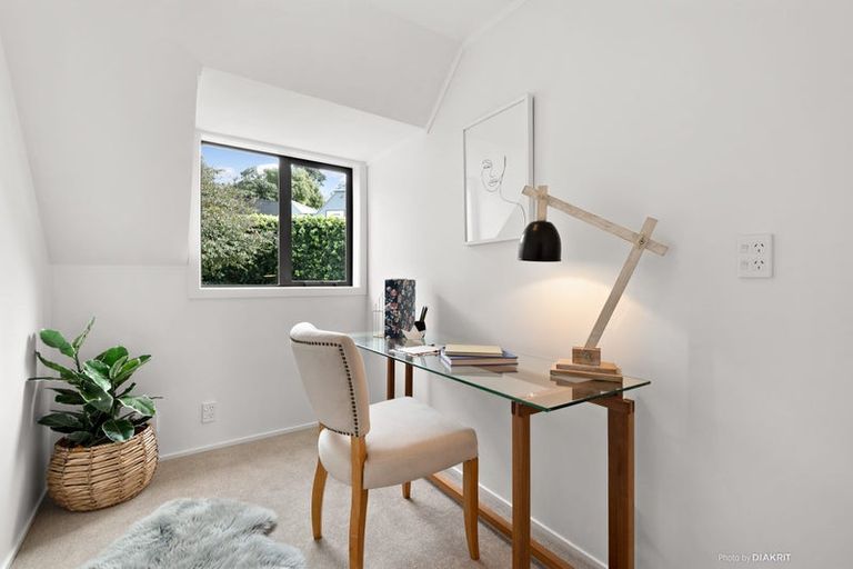 Photo of property in 75b Cashmere Avenue, Khandallah, Wellington, 6035