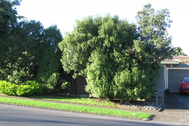 Photo of property in 2/66 Takutai Avenue, Half Moon Bay, Auckland, 2012