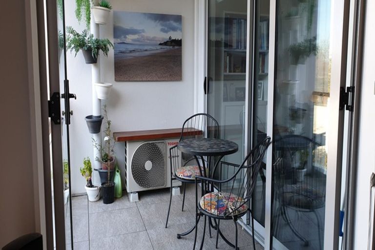 Photo of property in Norfolk Apartments, 206/19 Bute Road, Browns Bay, Auckland, 0630