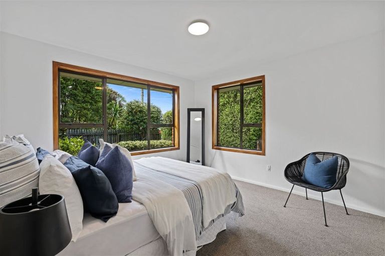 Photo of property in 16 Manor Place, Bryndwr, Christchurch, 8053