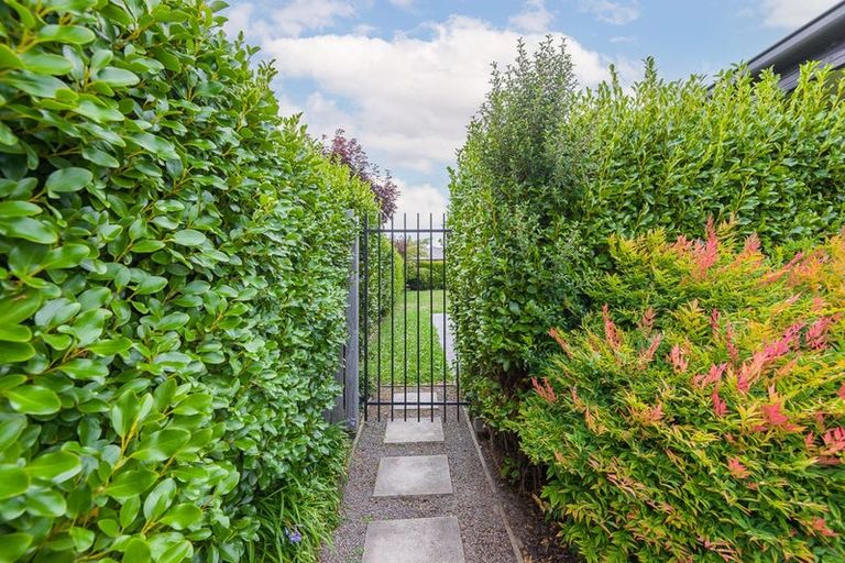 Photo of property in 8 Gosling Crescent, Halswell, Christchurch, 8025