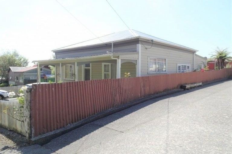 Photo of property in 43 Chapel Street, Greymouth, 7805
