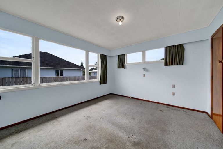 Photo of property in 52a Blake Street, Waitara, 4320