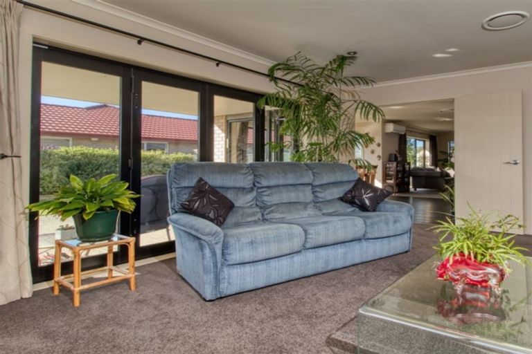 Photo of property in 13 Waitaha Place, Clive, 4102