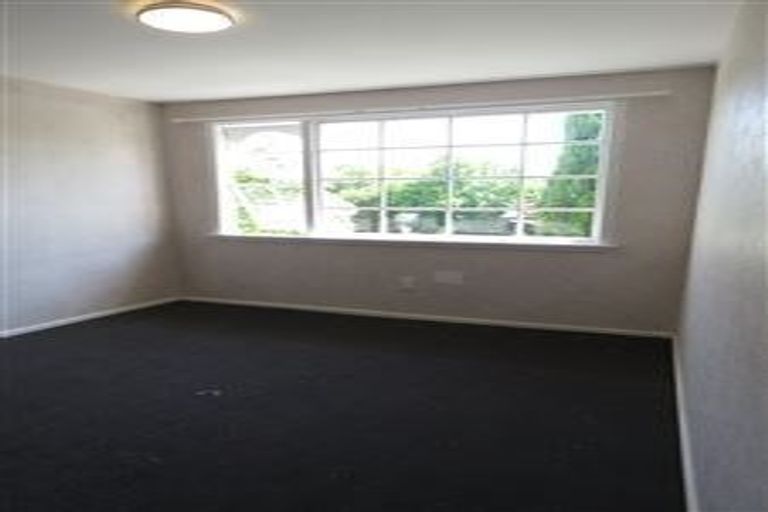 Photo of property in 3 Camelot Street, Ilam, Christchurch, 8041