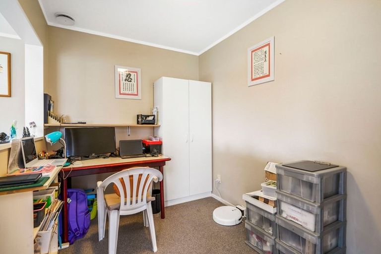 Photo of property in 17 Mews Place, Forest Lake, Hamilton, 3200