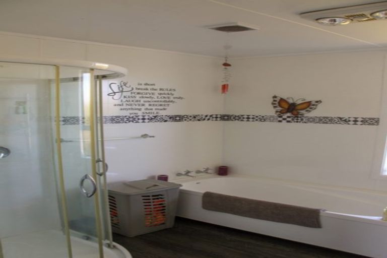 Photo of property in 32 Reid Street, Blaketown, Greymouth, 7805