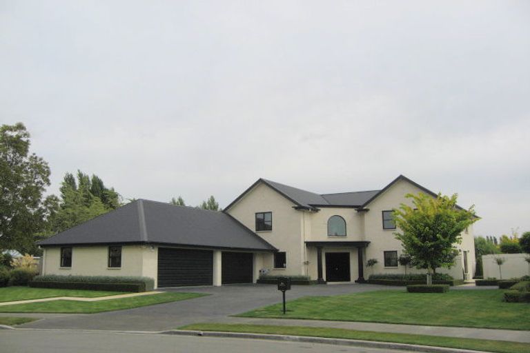 Photo of property in 51 Lewisham Park, St Albans, Christchurch, 8052