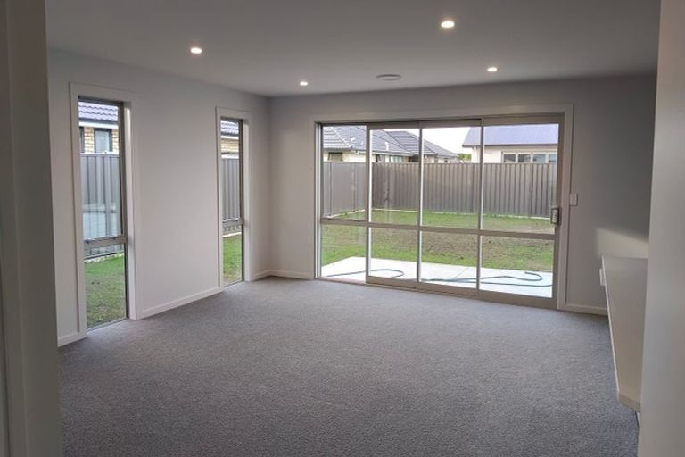 Photo of property in 32 Hikawera Drive, Frimley, Hastings, 4120