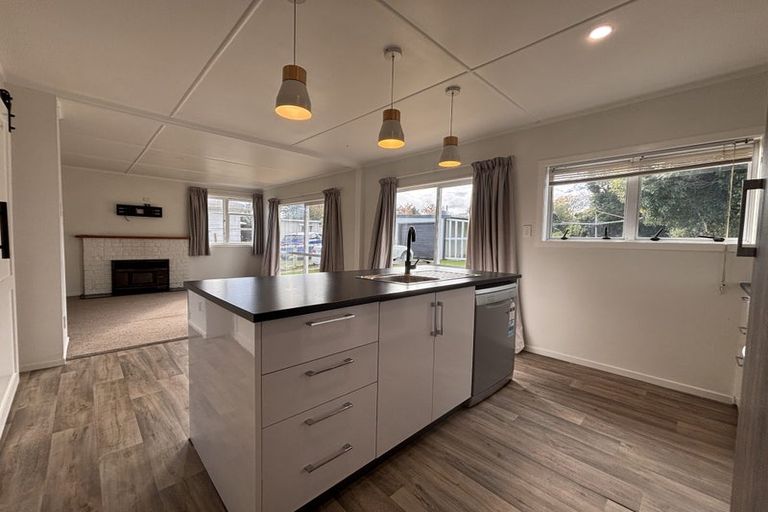 Photo of property in 21 Girvan Place, Tokoroa, 3420