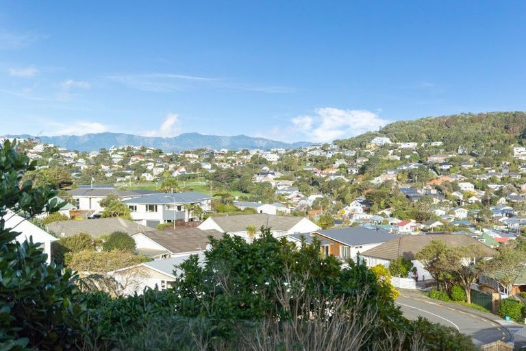Photo of property in 5 Kau Kau Way, Ngaio, Wellington, 6035