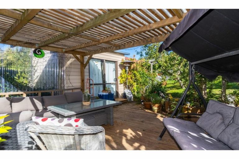 Photo of property in 4 Seaview Terrace, Bluff Hill, Napier, 4110