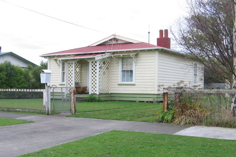 Photo of property in 16 Carlisle Street, Milson, Palmerston North, 4414