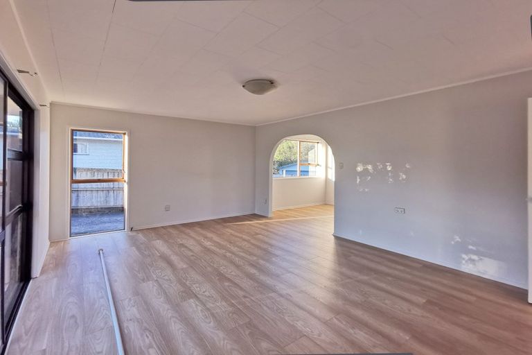 Photo of property in 150 Pigeon Mountain Road, Half Moon Bay, Auckland, 2012