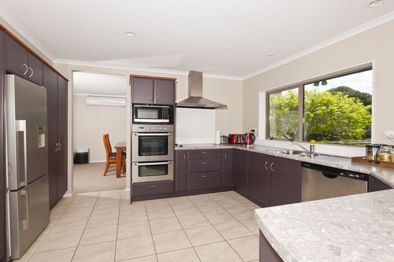 Photo of property in 8 Cairn Way, Te Kamo, Kamo, 0185