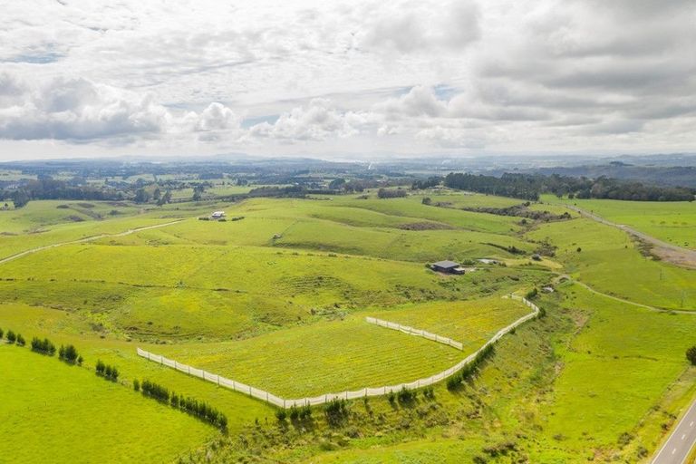 Photo of property in 790 Pungaere Road, Waipapa, 0295