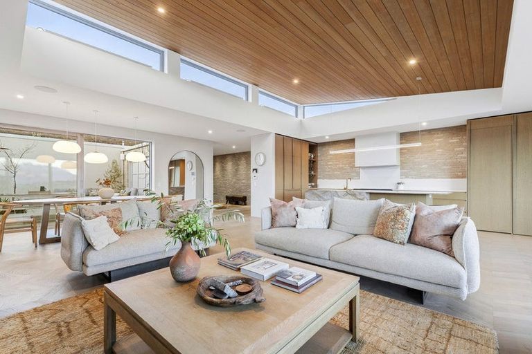 Photo of property in 16 Advance Terrace, Arrowtown, 9302