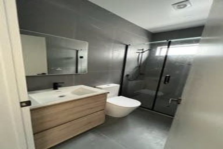 Photo of property in 30 Pilot Drive, Hobsonville, Auckland, 0616