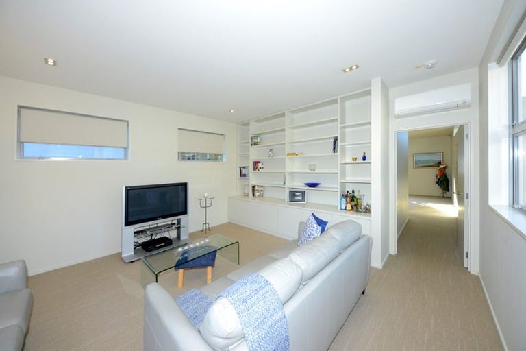Photo of property in 110a Wairakei Road, Bryndwr, Christchurch, 8052