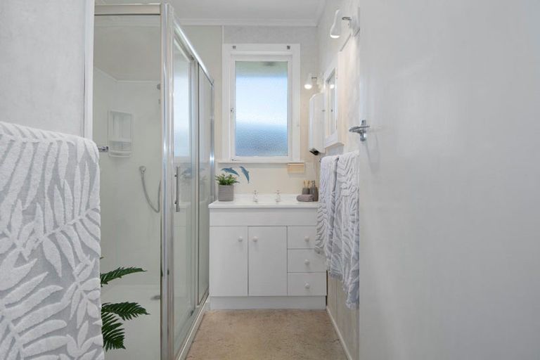 Photo of property in 10 Beaufort Avenue, Brookfield, Tauranga, 3110