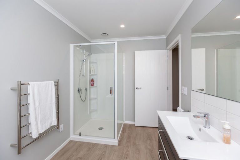 Photo of property in 12 Faydon Close, Ohau, Levin, 5570