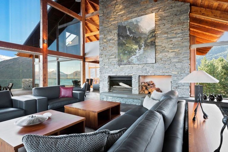Photo of property in 673 Glenorchy-queenstown Road, Closeburn, Queenstown, 9371