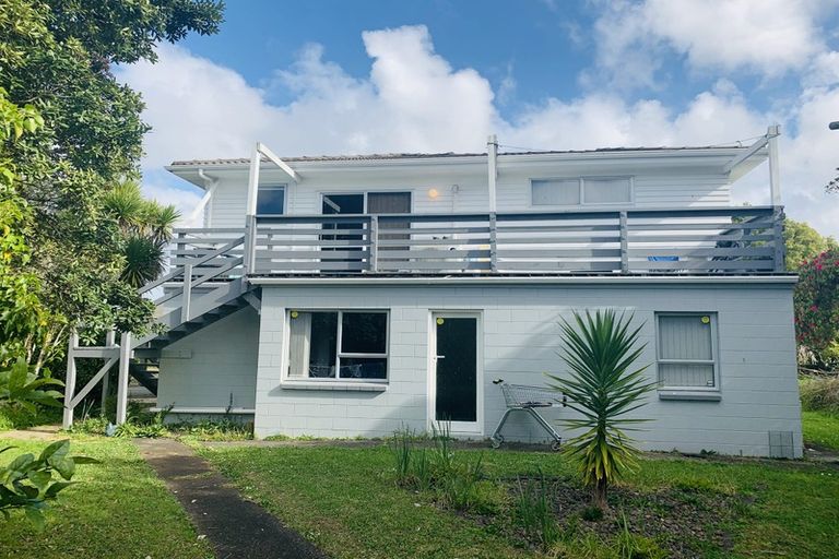 Photo of property in 117 Riverpark Crescent, Henderson, Auckland, 0610