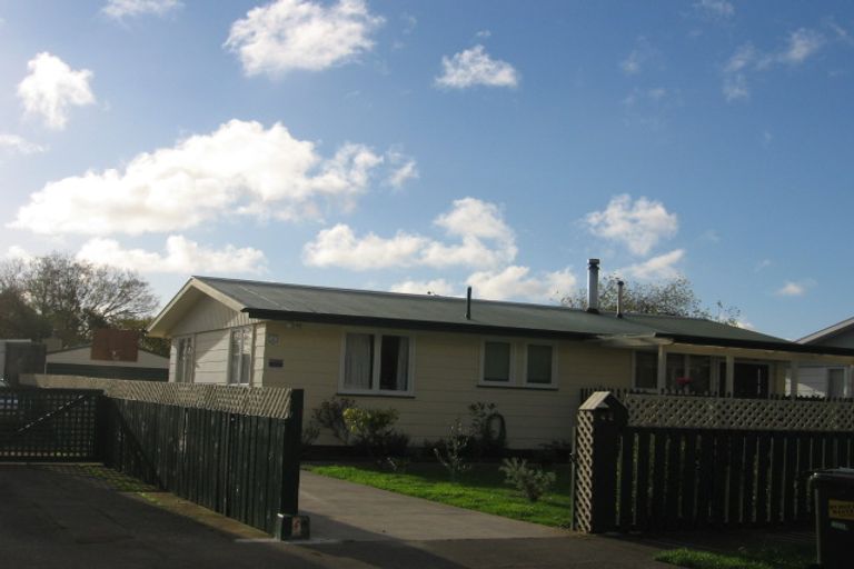 Photo of property in 42 Monowai Place, Westbrook, Palmerston North, 4412