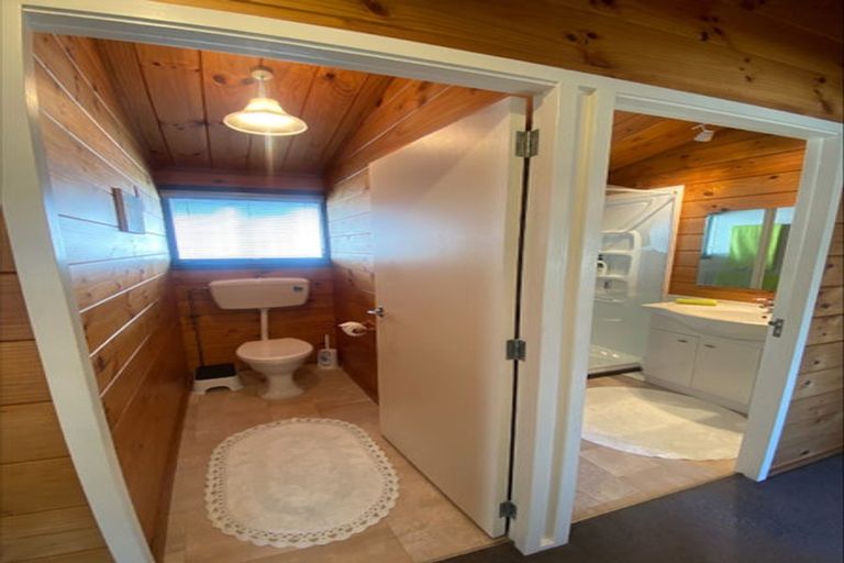 Photo of property in 8 Tiverton Crescent, Whalers Gate, New Plymouth, 4310