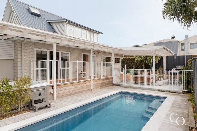 Photo of property in 25 Arundel Street, Tauranga, 3110