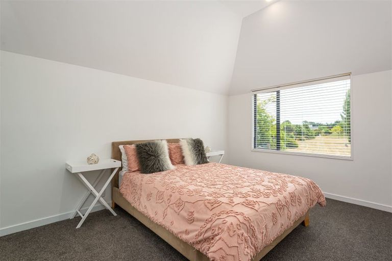 Photo of property in 5 Chilwell Place, Halswell, Christchurch, 8025