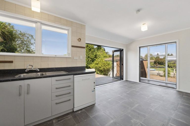 Photo of property in 51 Pandora Avenue, Sunnybrook, Rotorua, 3015