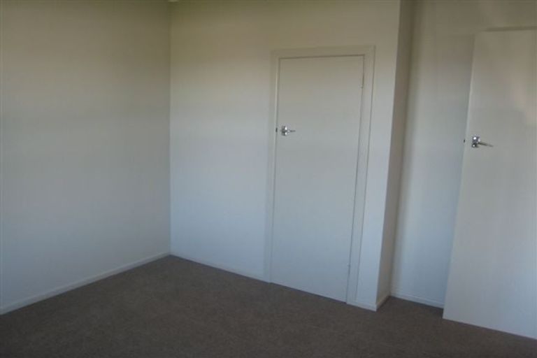 Photo of property in 2/84 Jutland Road, Hauraki, Auckland, 0622