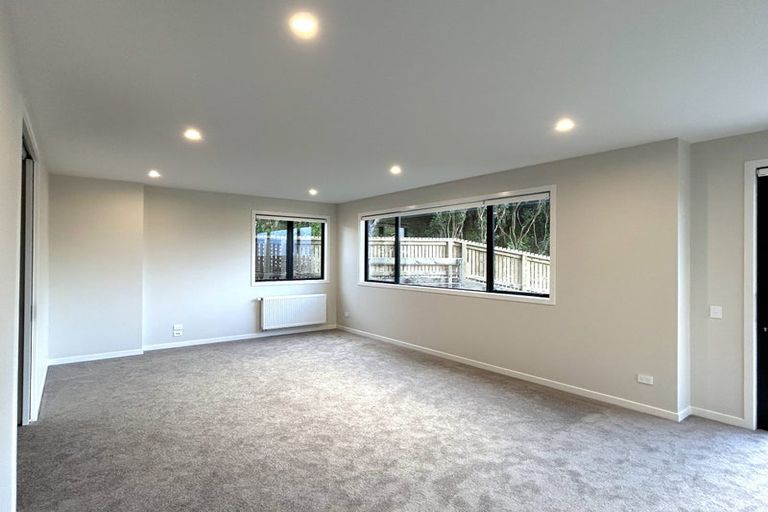 Photo of property in 10 Skysail Lane, Whitby, Porirua, 5024