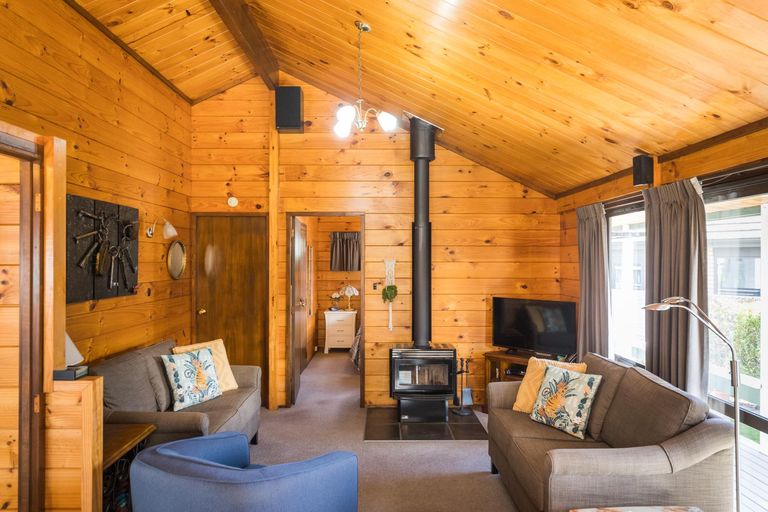 Photo of property in 63a Rangitane Street, Palmerston North, 4414