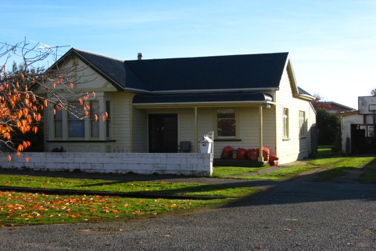 Photo of property in 13 Halton Street, East Gore, Gore, 9710